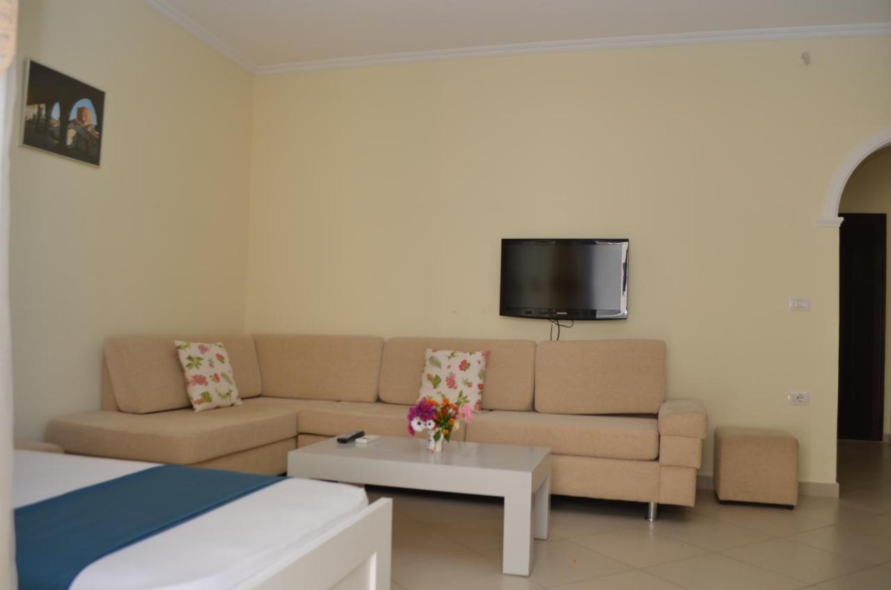 Sejdi Apartments Sarandë Exterior foto